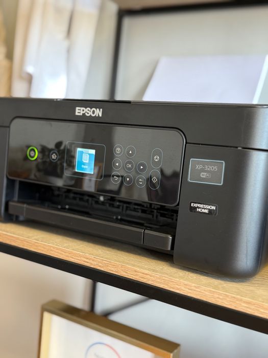 Impressora EPSON Expression Home XP-3205-Multifunções - Jato de Tinta
