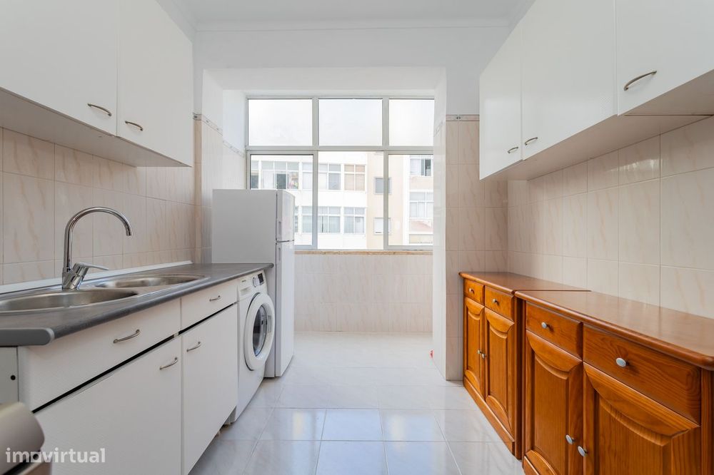 T2 para Arrendar em Zona Tranquila e Central, com Varandas e 76 m², Id