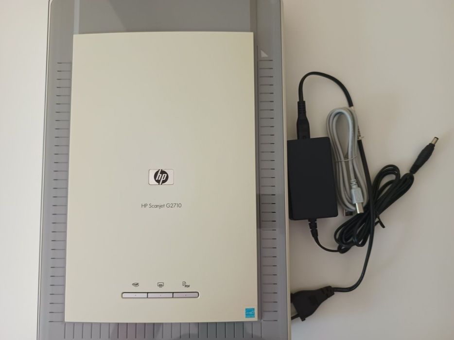 Scanner HP Scanjet G2710