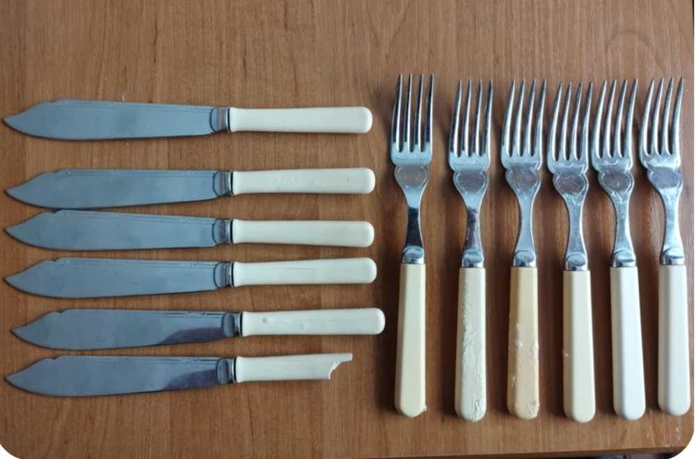 Angielskie posrebrzane sztućce