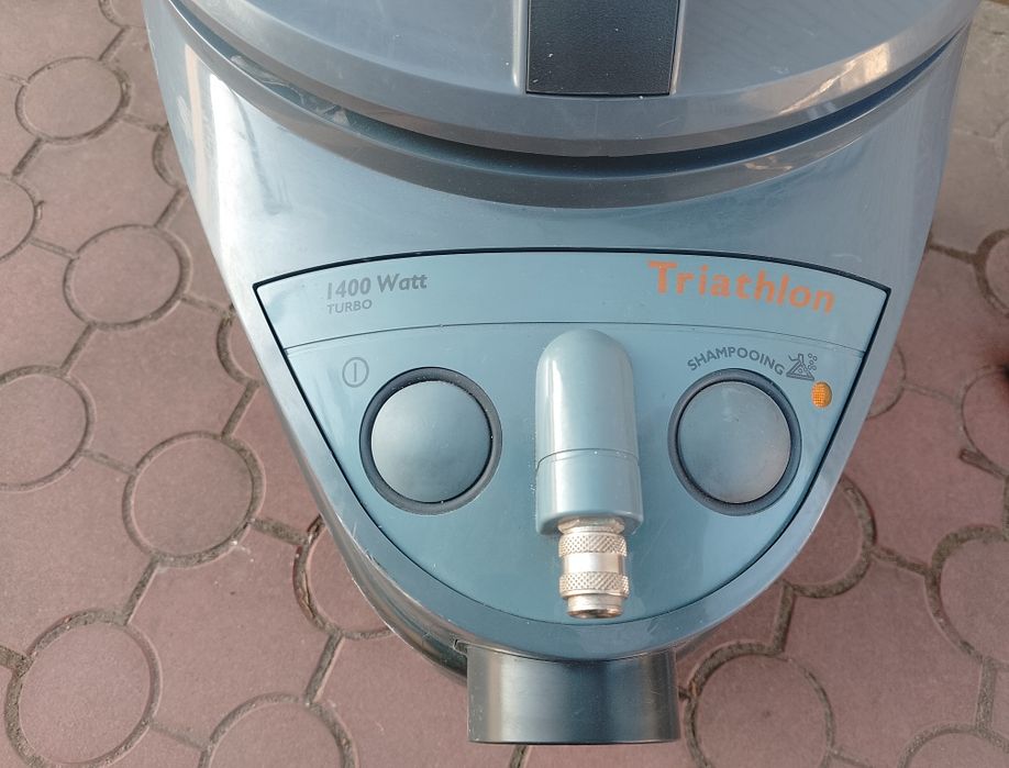 Пилосос миючий  Philips Triathlon пылесос