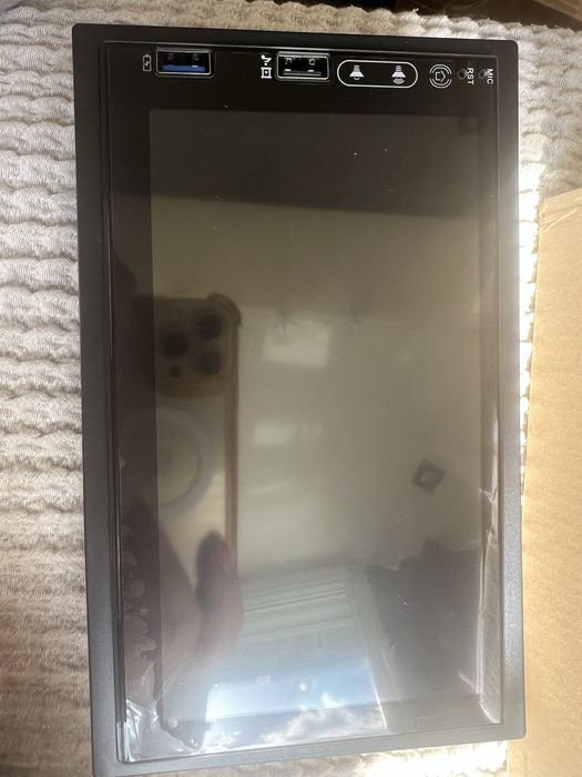 Автомагнитола Car play MP5, с камерой заднего вида и gps