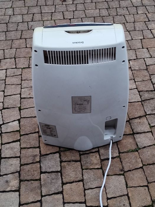 Osuszacz powietrza do 20l/24 uszkodzony