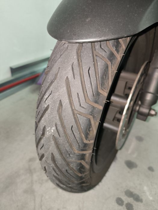 Honda forza 125 9000km