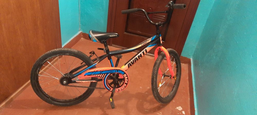 Дитячий велосипед AVANTI LION