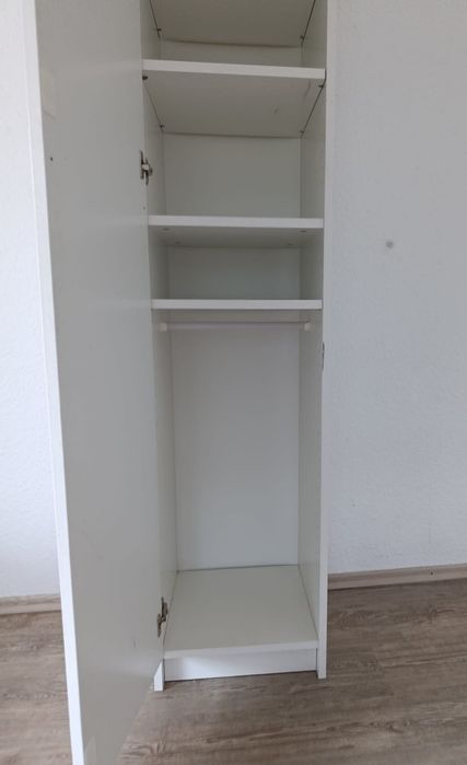 IKEA Billy – Regał / Szafka na ubrania (Biały, 40x30x202 cm) z drzwiami Ottebol