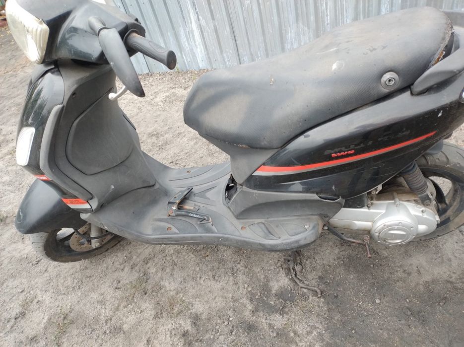 Części skuter Piaggio Typhoon XR, Derbi Bouleuaro Two Części