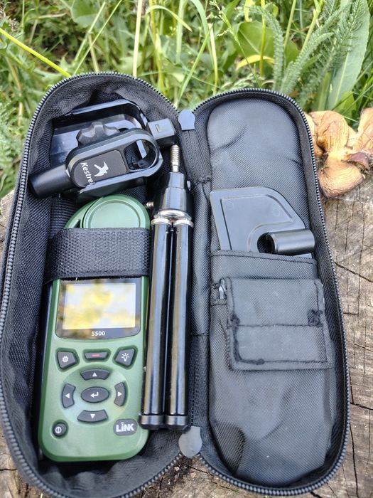 Kestrel 5500 метеостанція