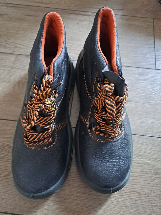 Buty, nowe, polskie, 38