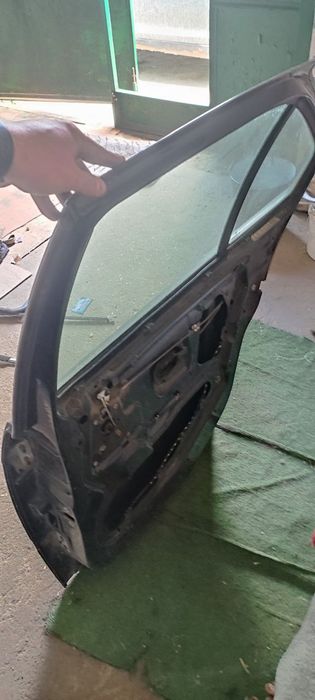 Продам двері BMW е36