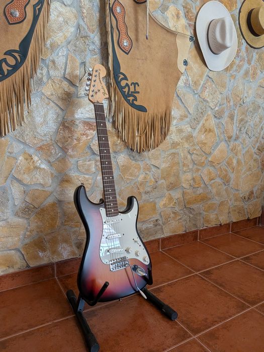 Guitarra  Fender Stratocaster Highway One Satin Nitro 2010 USA