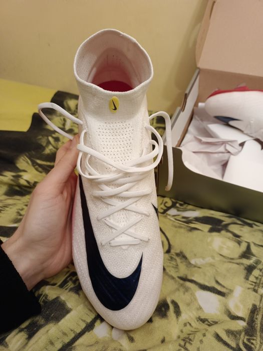 Nowe Profesjonalne korki piłkarskie nike superfly 10 elite FG 45.5
