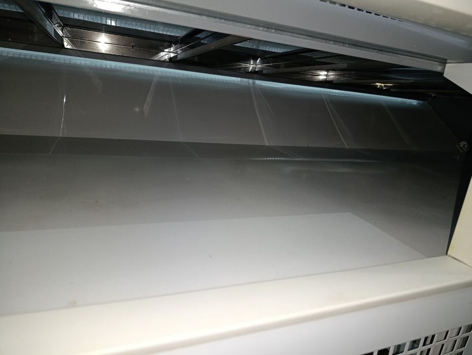 Холодильна вітрина Технохолод Невада