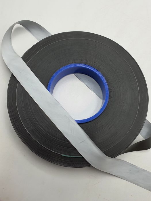 Taśma szara 90 m.x szer.22 mm.