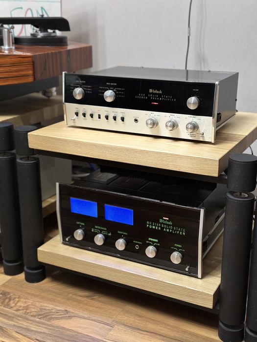 Комплект підсилювачів McIntosh MC2105 та McIntosh C24