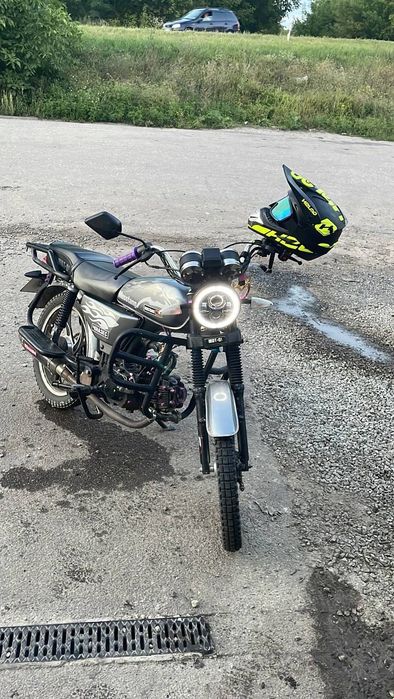 Продам мотоцикл мустанг