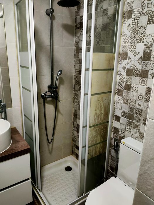 Banheira e duche usados