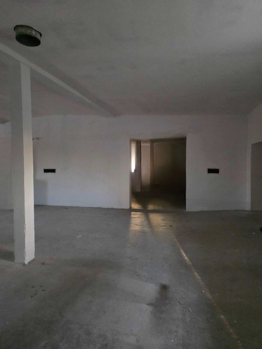 Wynajem hali magazynowej w Błoniu 500m2 plus 800m2 terenu