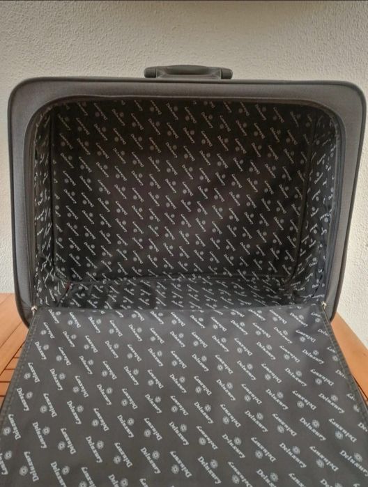 Mala de viagem cinzenta Deluxury