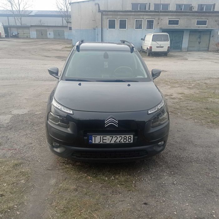 Citroën C4 Cactus 1.2 110KM wersja shine. Zarejestrowany w kraju