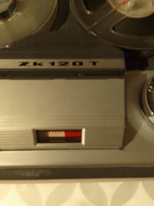 Magnetofon szpulowy UNITRA ZK 120 z PRL-U.