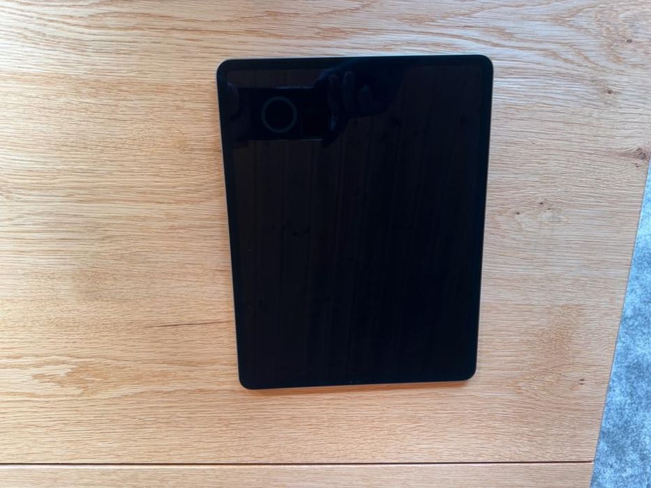 Apple iPad Pro 12,9 2021 ..1 TB e 16 GB de RAM + Capa + Protetor + App64751822057985124