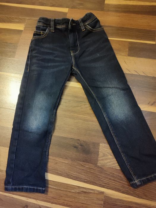 Гарні темні джинси на 4 роки, 104 см