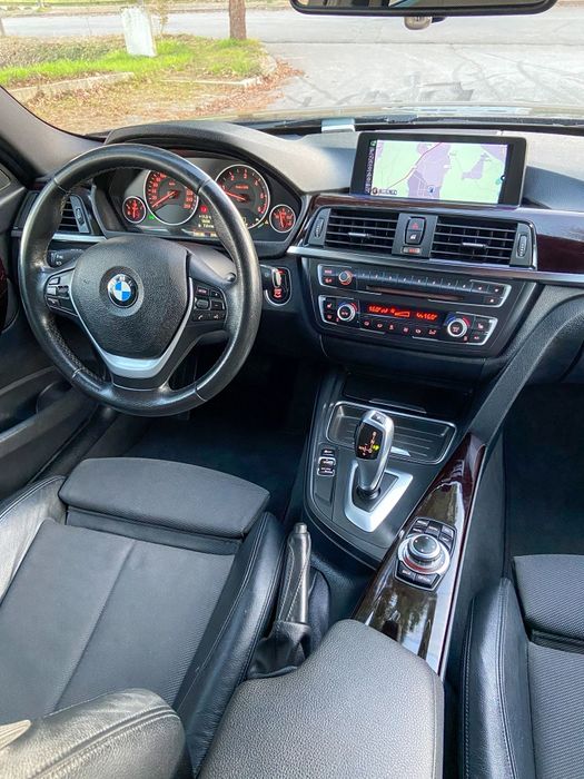 BMW 318d touring pack M