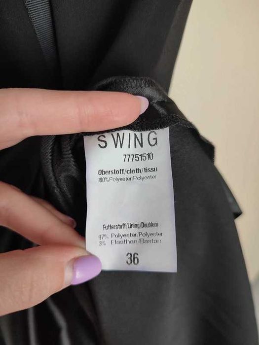 Czarna sukienka balowa