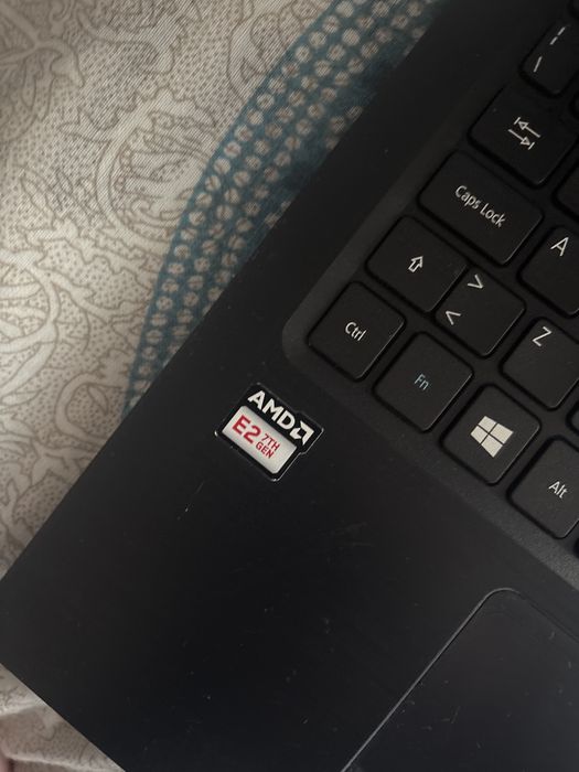 Portatil da acer amd