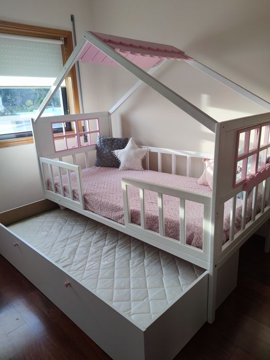 Cama dupla de criança