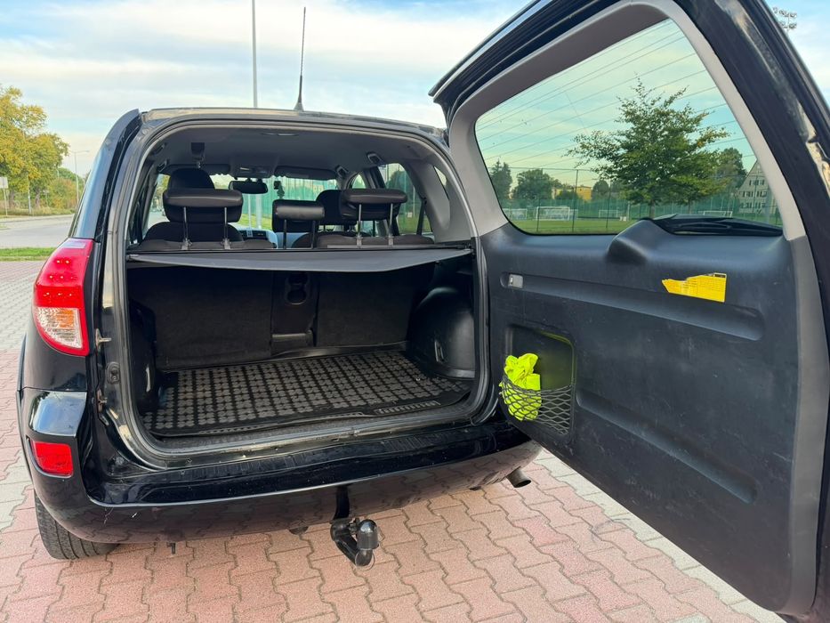 Sprzedam Toyotę RAV4