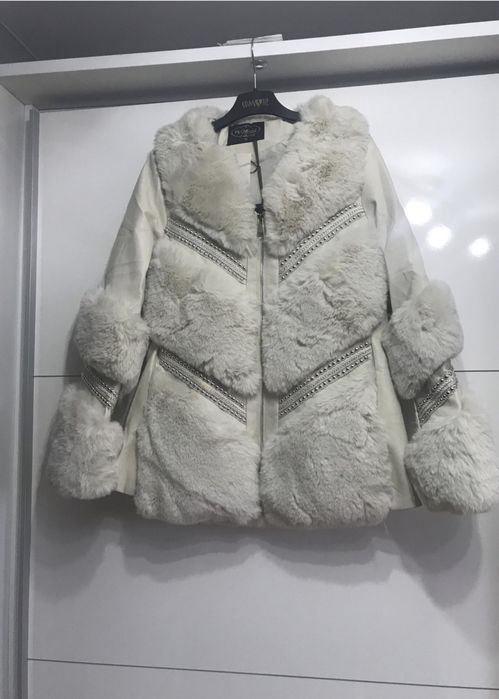 Futerko exkluzywne jasne extra na zimę