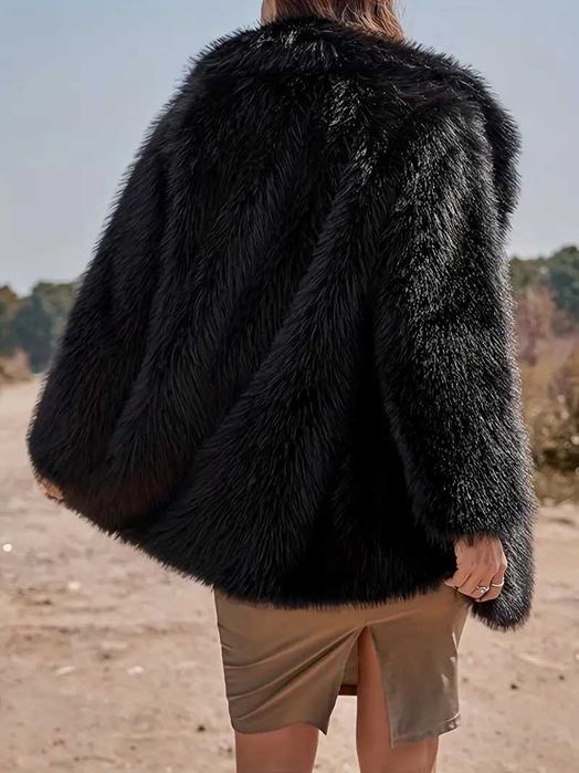 Casaco imitação/tipo vison. Excelente qualidade. Novo