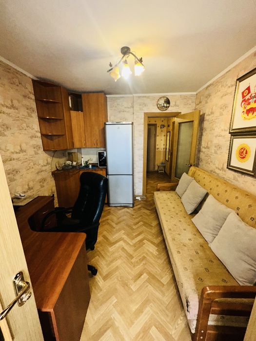 Здається однокімнатна квартира біля метро Святошин