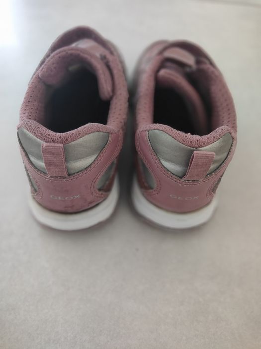 Geox sneakersy Calco 32 dla dziewczynki