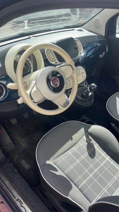 Fiat 500c 2019 capota estragada