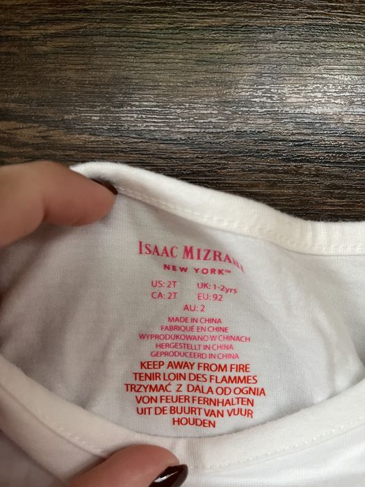 Biały t-shirt dziewczęcy bez rękawów r.92