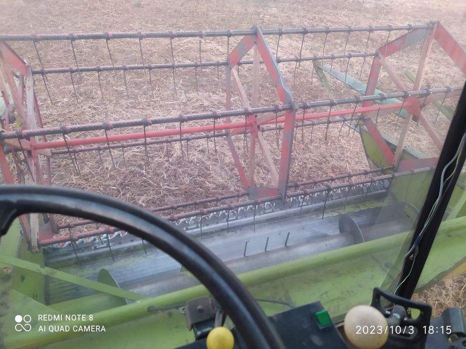 Комбайн    Claas