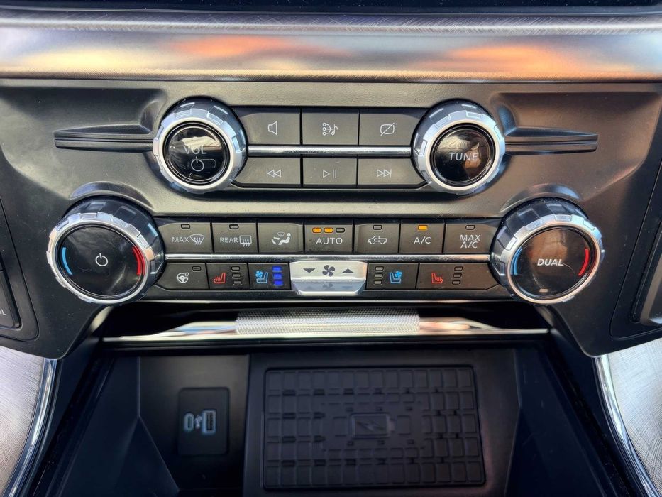 Ford F-150 King Ranch SuperCrew      2024