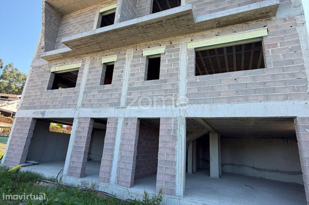 Moradia T3, em Lagares e Figueira, Penafiel