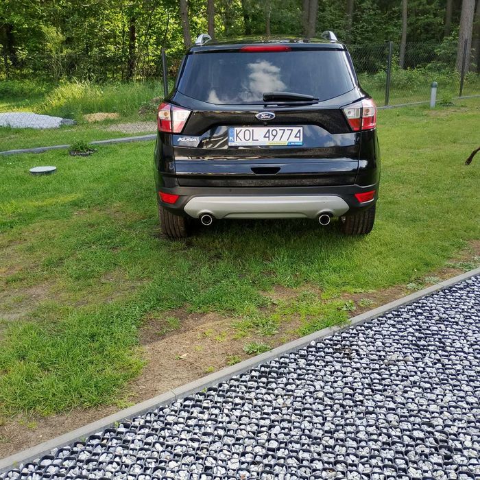 Samochód Ford KUGA