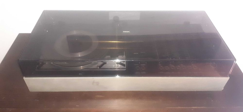 Gira discos com mesa Mistura Antigo