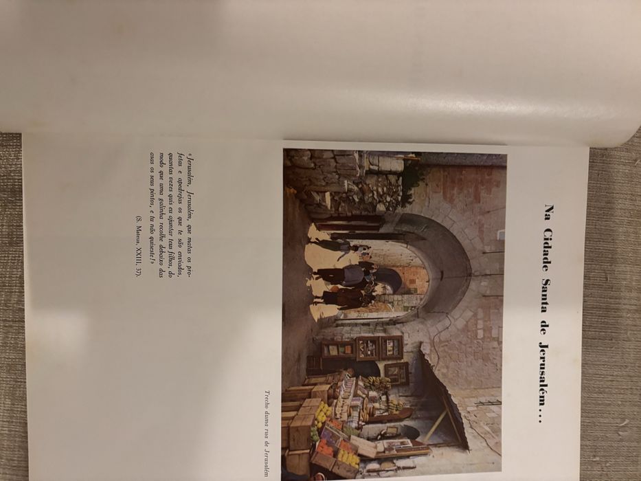 Livro Por Terras de Cristo