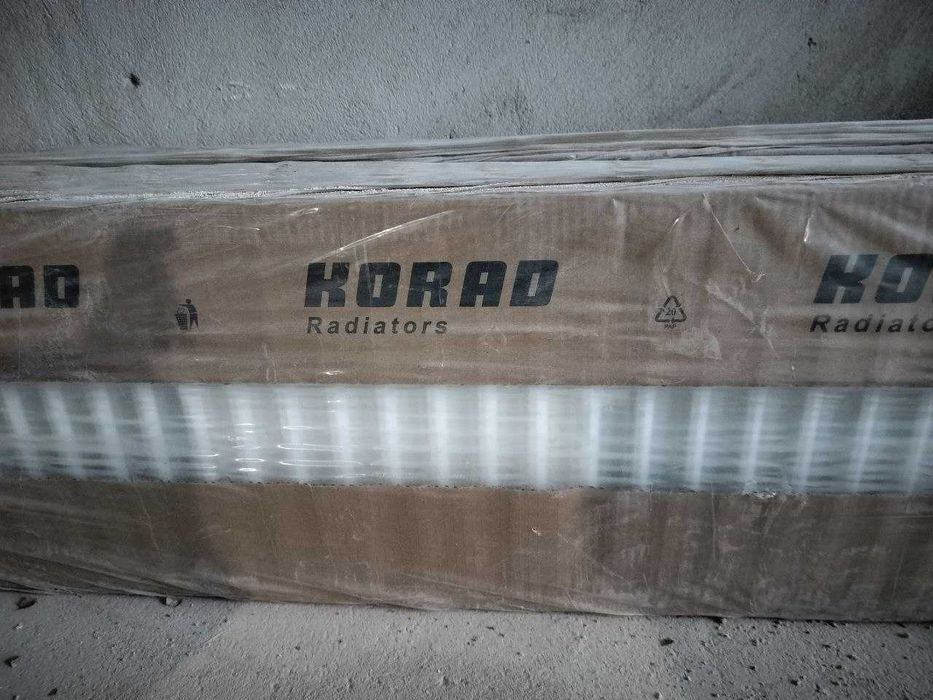 Сталеві панельні радіатори для опалення Korad 22K 300x2000 та 300x1800