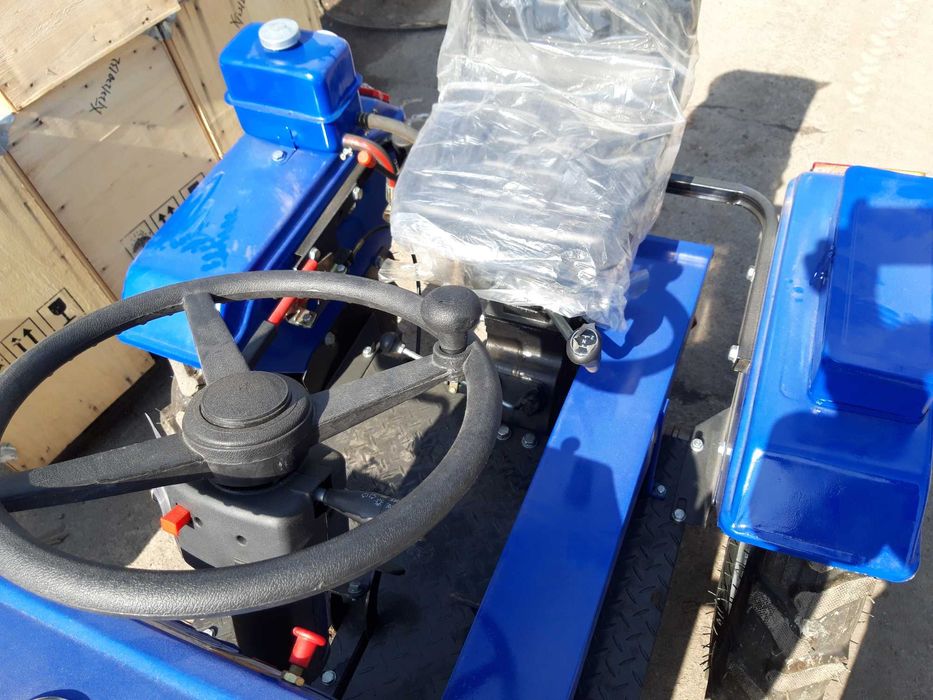 Трактор Кентавр 160В 2024 года с фрезой и плугом комплектация