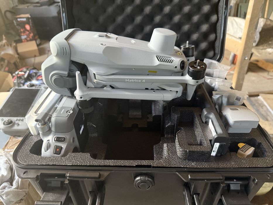 DJI Matrice 4T як новий