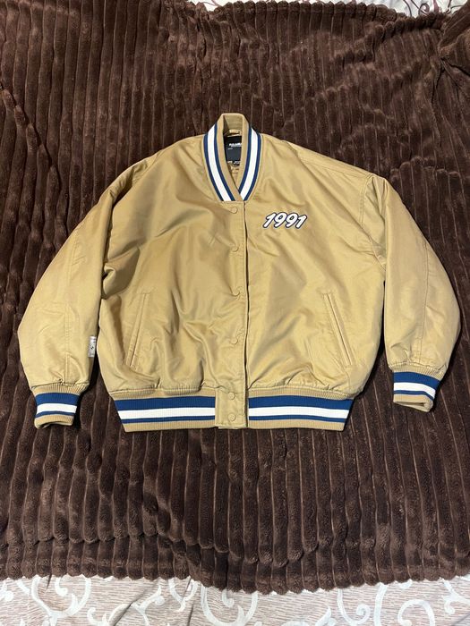 продам женский бомбер pull&bear