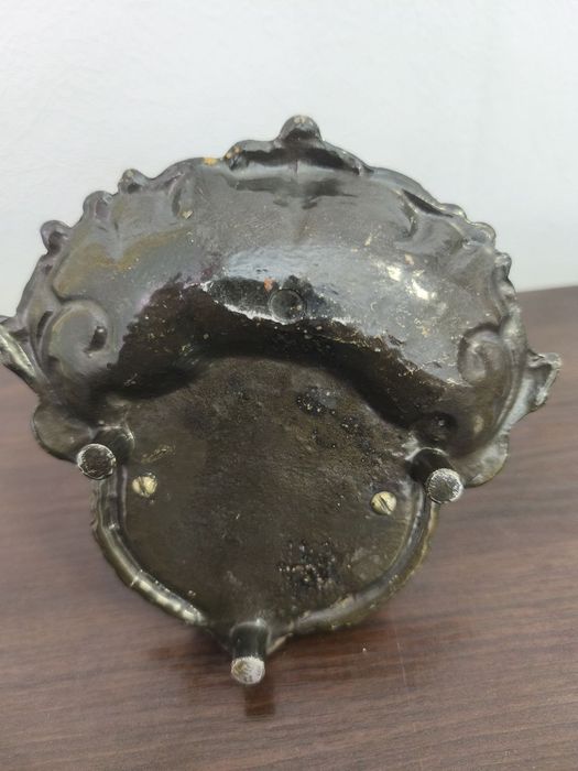 продам попільничк "Собачка голова"