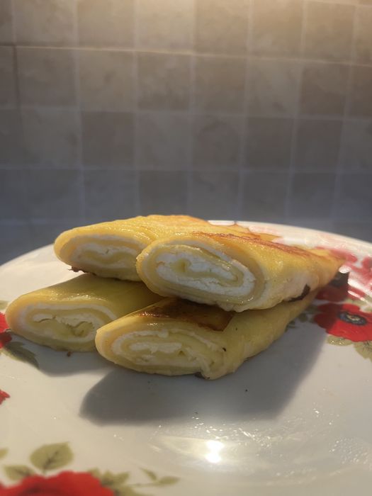 Домашня їжа (вареники, пельмені, налисники)